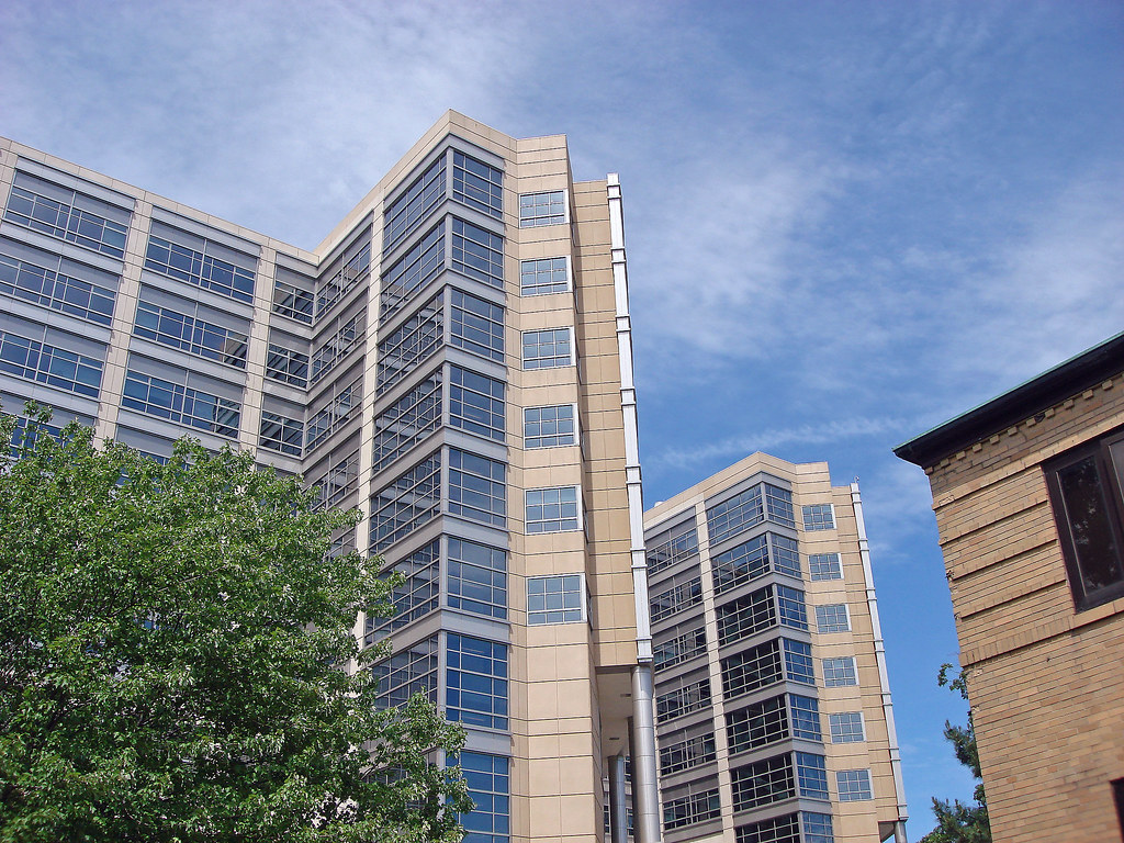 Mott Children's Hospital Mott Children's Hospital is locat… Flickr