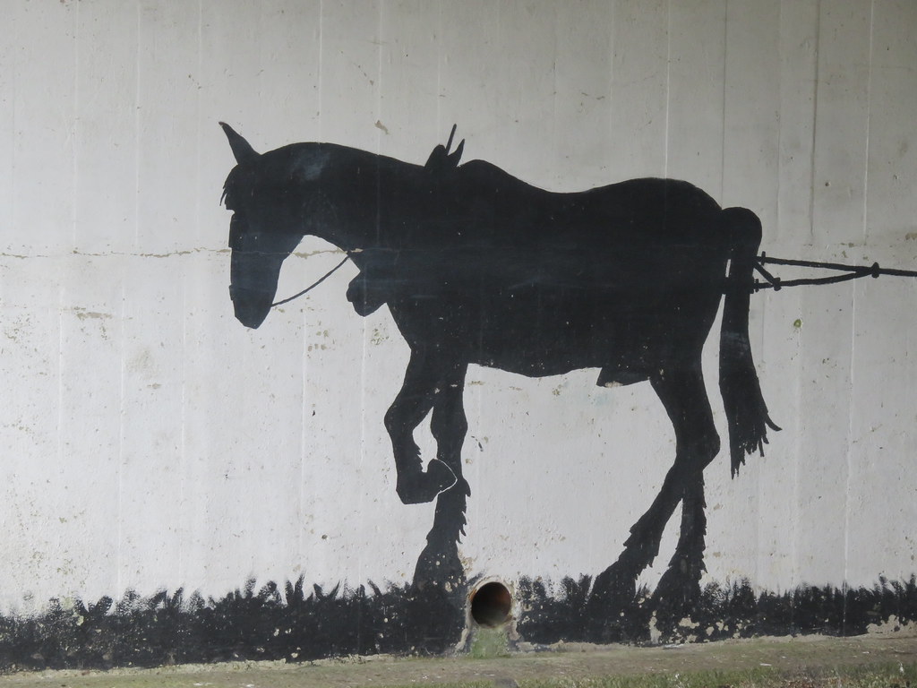 UK Hertfordshire Rickmansworth Canal horse mural nea… Flickr