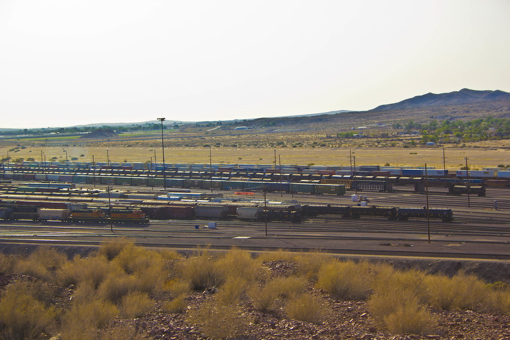 IMG_5064 barstow,ca Bnsf yard rocky dennis Flickr