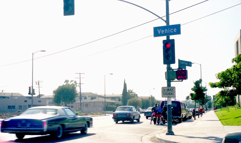 Cnr Venice Blvd + Cadillac Ave, Los Angeles. Stu.Brown Flickr