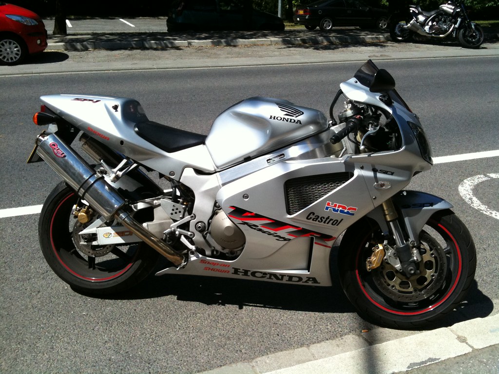 Honda VTR 1000 SP1 Quill a photo on Flickriver