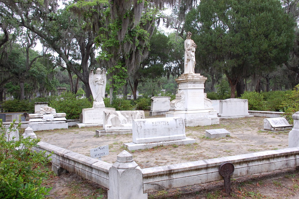Bonaventure Cemetery Grave Bonaventure Cemetery, Savanna… Flickr