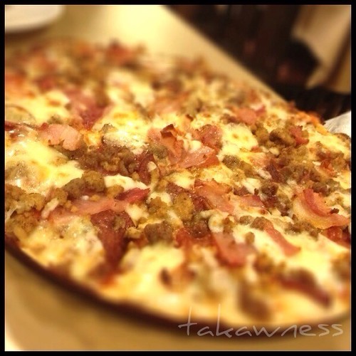 Premium All Meat Tuscany Pizza Pizza Hut One of pizza hu… Flickr