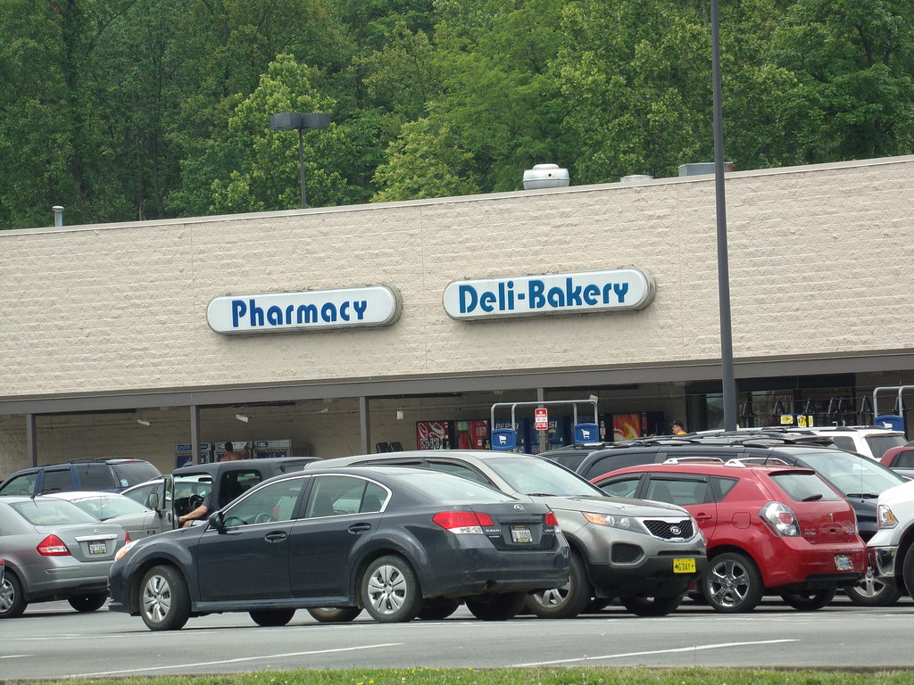 Kroger 755 WV Kroger 755 1851 Earl L Core Rd… Flickr