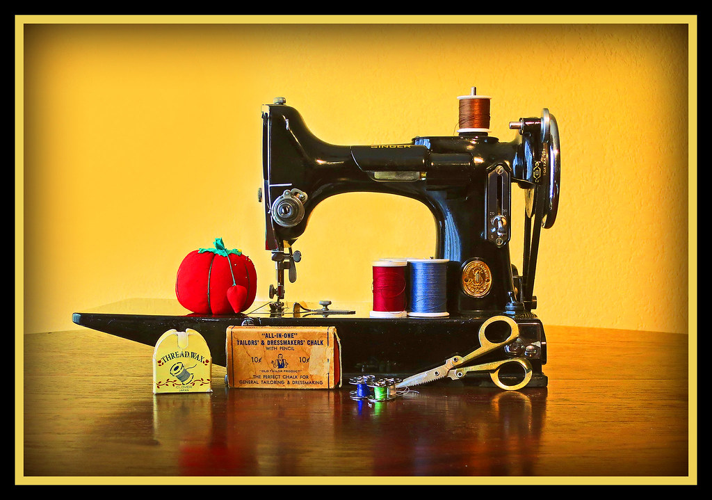 Sewing Machine Still Life 1932 Singer Featherweight Model … Flickr