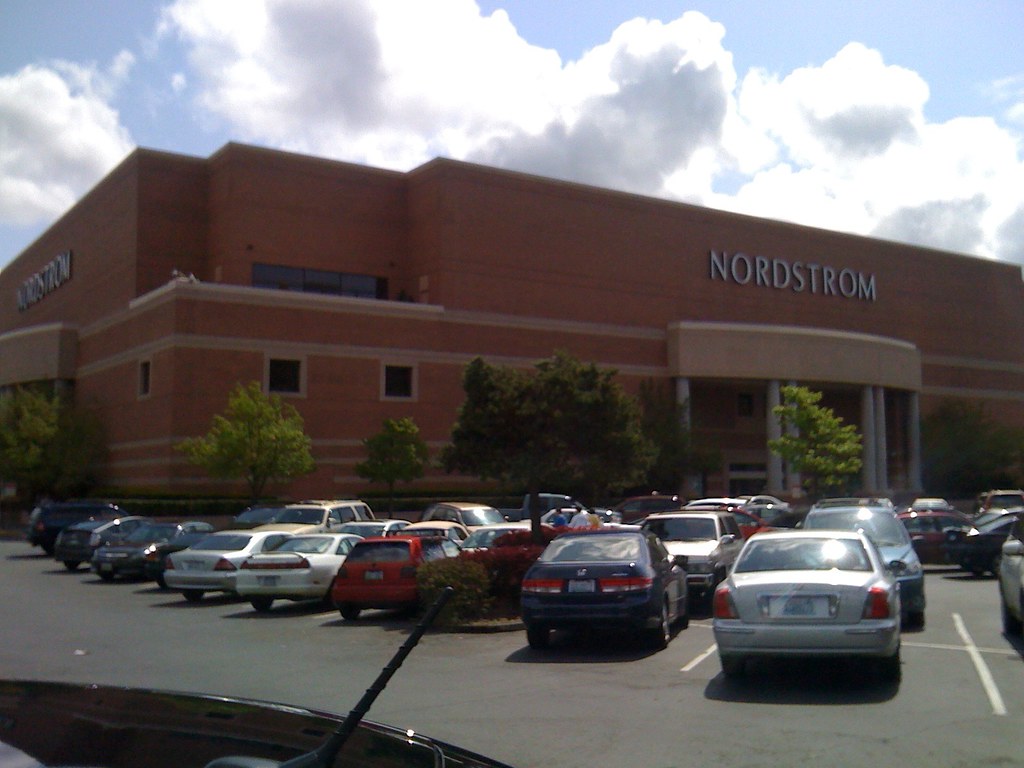 Nordstrom Southcenter Nordstrom at Southcenter in Tukwila,… Flickr