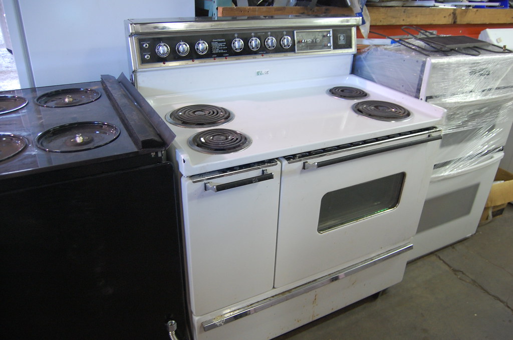 Specialty and Fully Functioning Appliances Stainless steel… Flickr