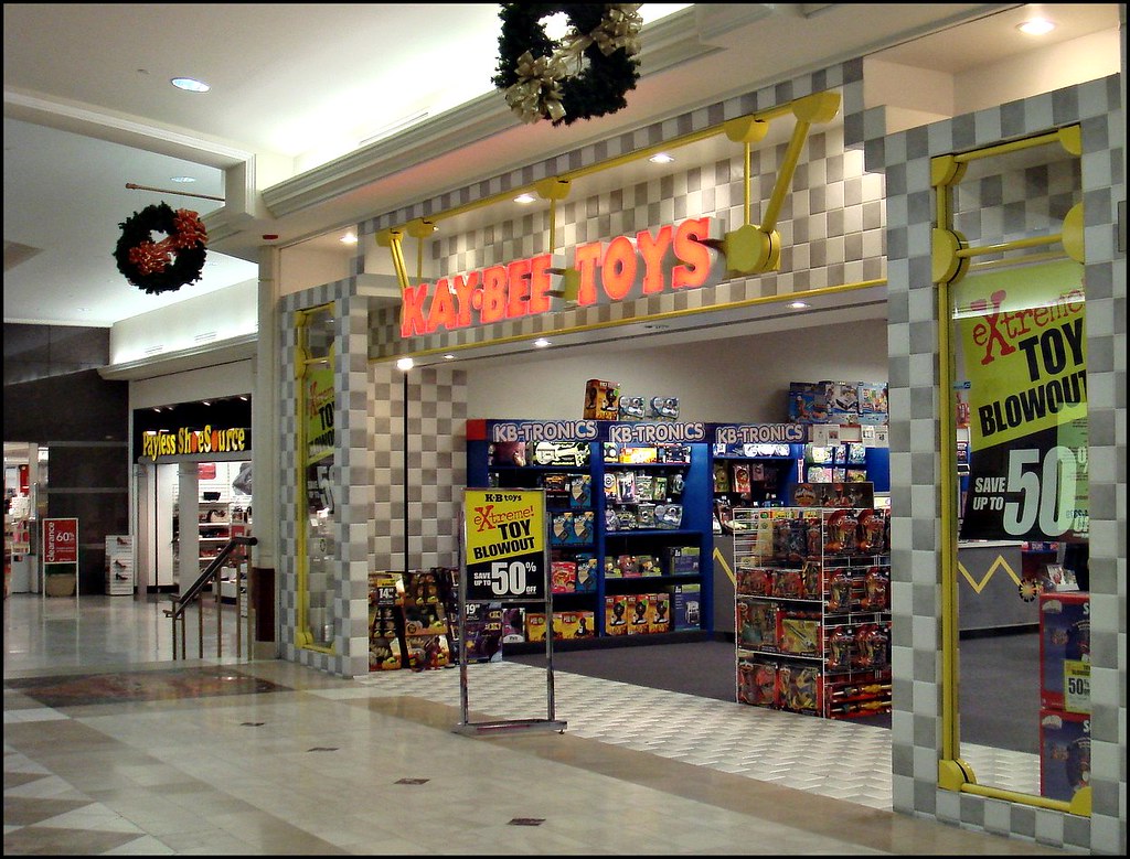 KayBee Toys at Oakdale Mall Here's a former KayBee Toys … Flickr