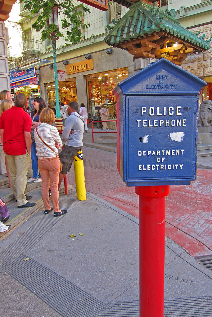 San Francisco Chinatown Entrance This old police telepho… Flickr