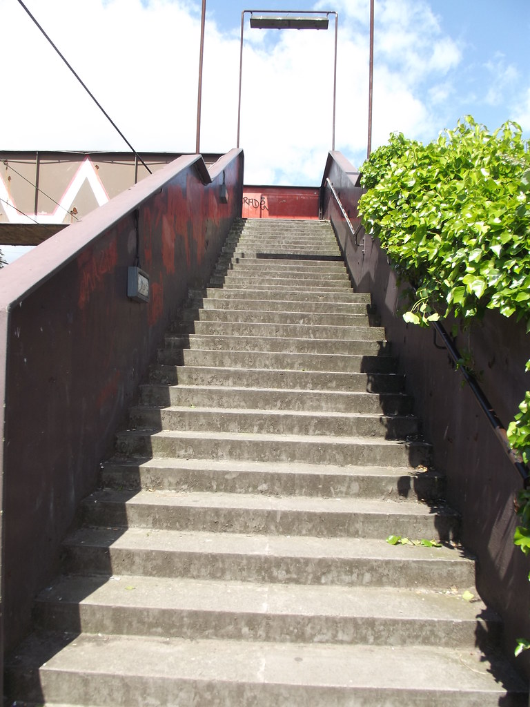 Footbridge Tollhouse Way, Smethwick steps From Rolfe S… Flickr