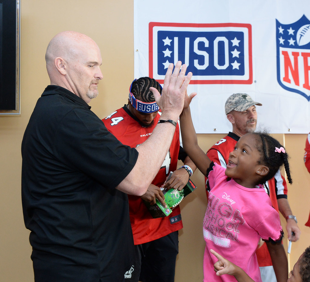 USO/NFL Tour with Atlanta Falcons Atlanta Falcons players … Flickr