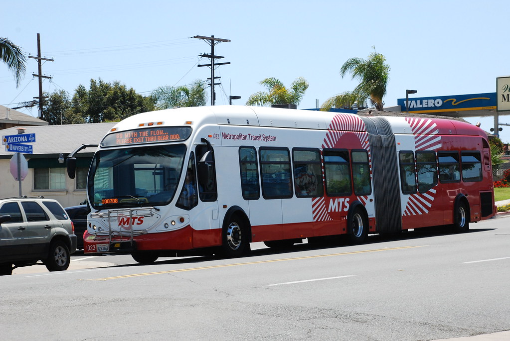 MTS Bus 2008 NABI 60BR articulated bus on University Avenu… Flickr