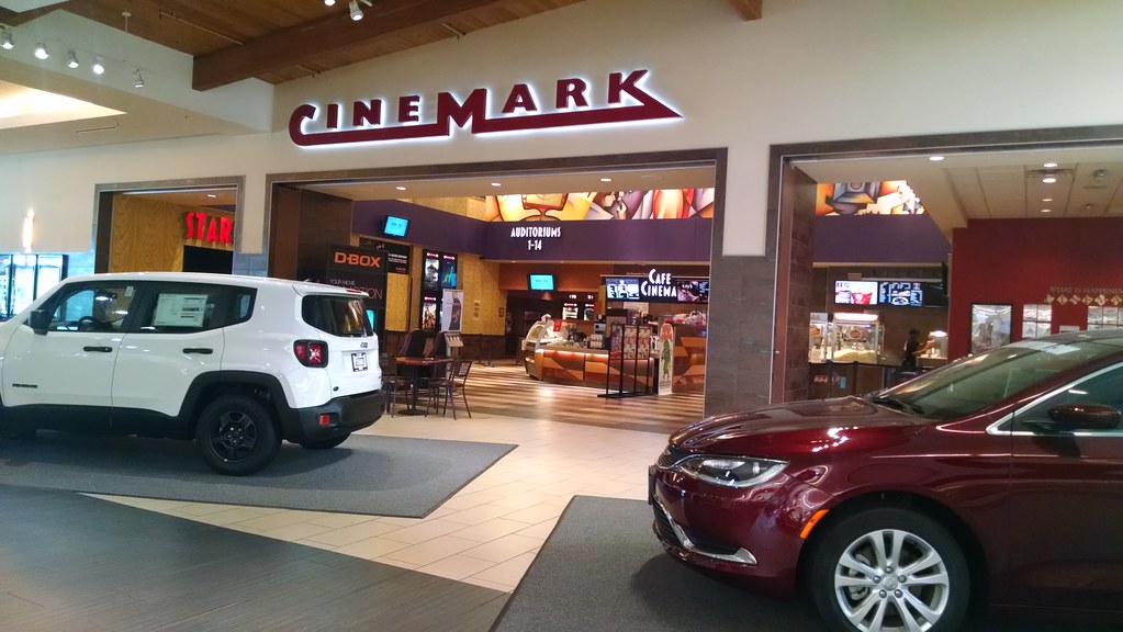CineMark Louis Joliet Mall The Louis Joliet Mall opened it… Flickr