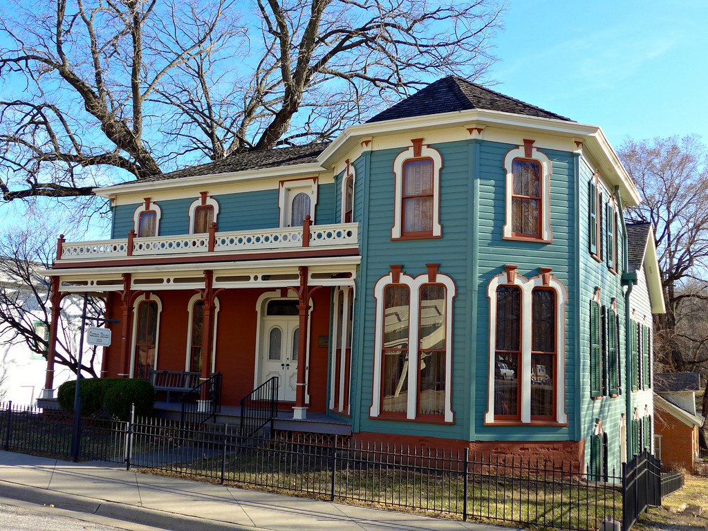 BrownCarson House (1860), Brownville The original one sto… Flickr