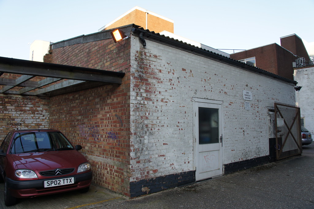 Drivetime Car Audio and Computer Centre, 95 Holdenhurst Ro… Flickr