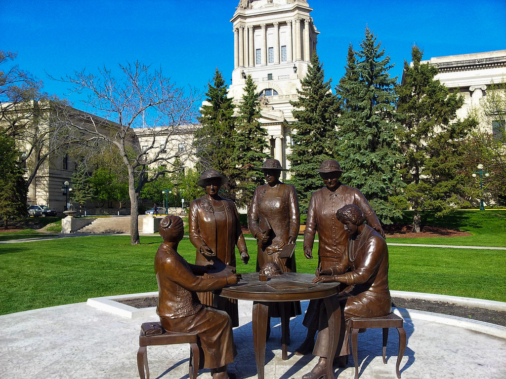 WP_000374.jpg Do they play poker or what? (Winnipeg, Canad… Danny
