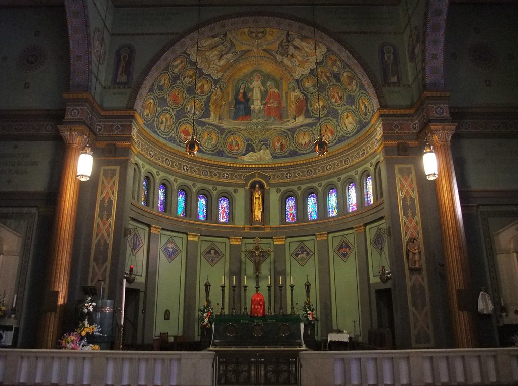 Holy Family Catholic Church