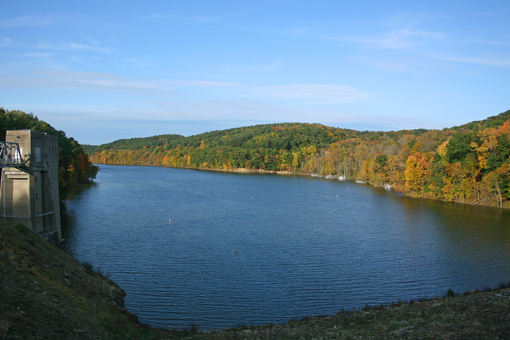 Pleasant Hill Lake Dam Standing on the Pleasant Hill Lake … Flickr