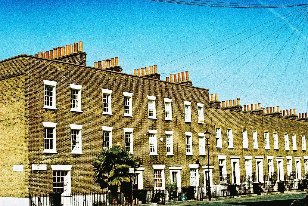 St Mary's Gardens SE11 120401_Lomo Xpro200_09 Flickr