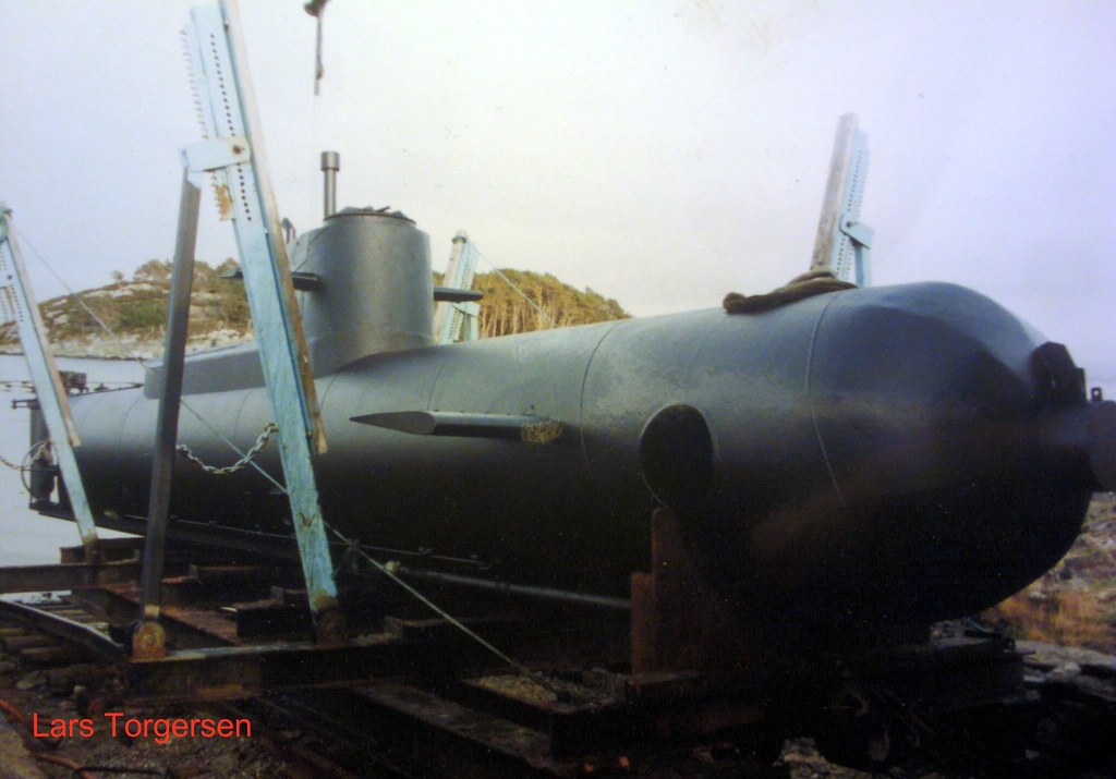 Homemade Submarine Homemade submarine made in 1997. The su… Flickr