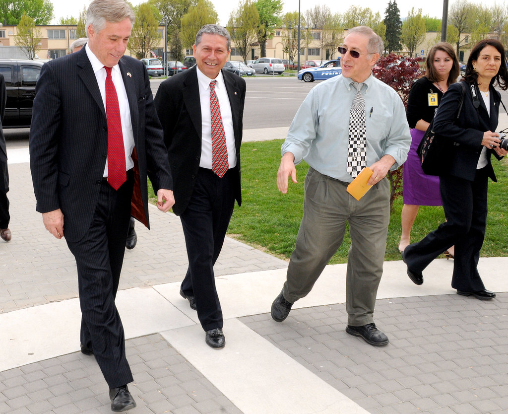 American Ambassador to Italy visits Vicenza’s Military Com… Flickr