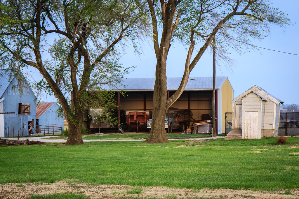 barn and shed gordon huggins Flickr
