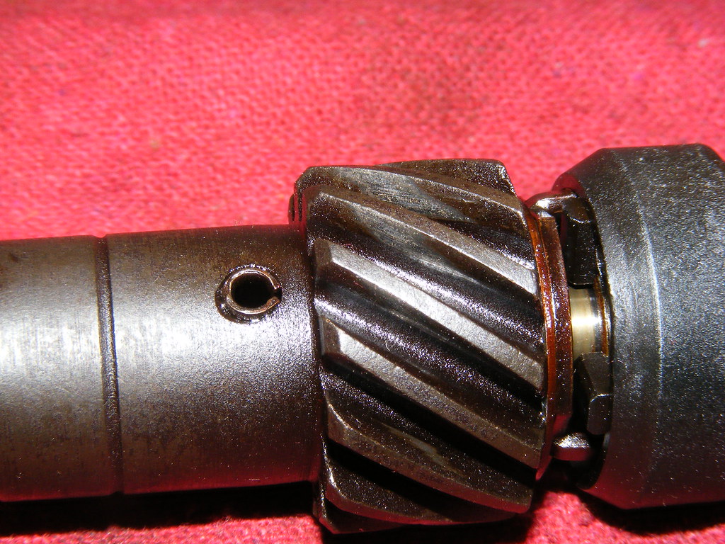 DSCF0382[1] LT1 Oil Pump Drive Wear paulsailor64 Flickr