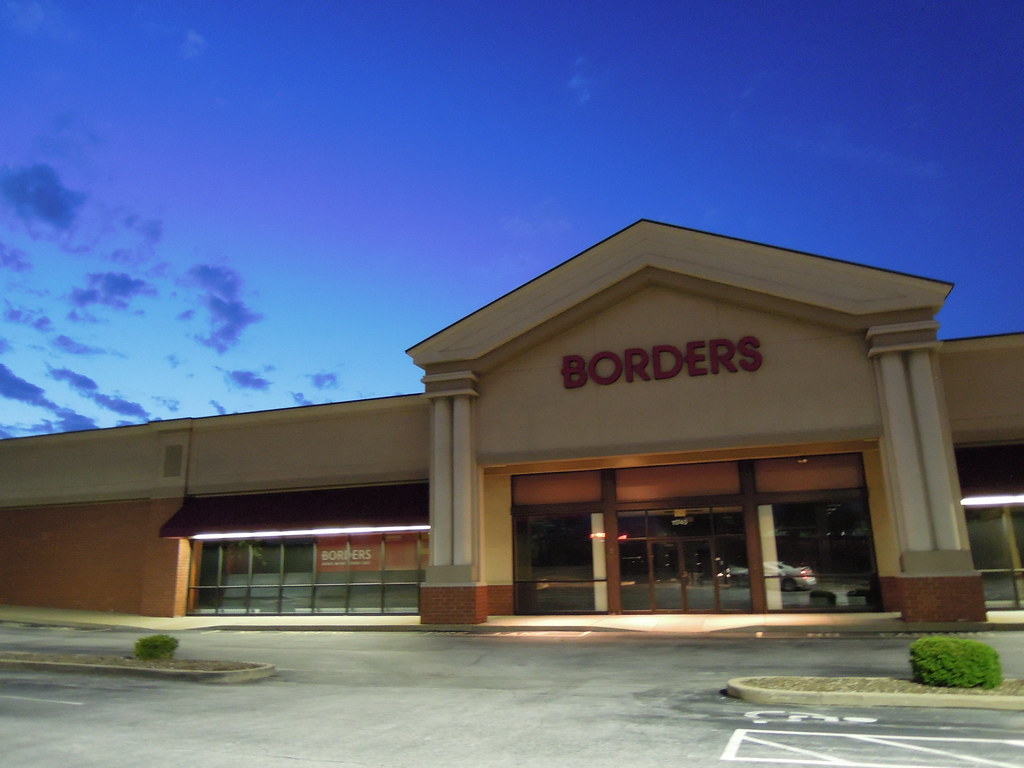 Closed Borders Book Store in Creve Coeur, MO_DSCN7130 Flickr