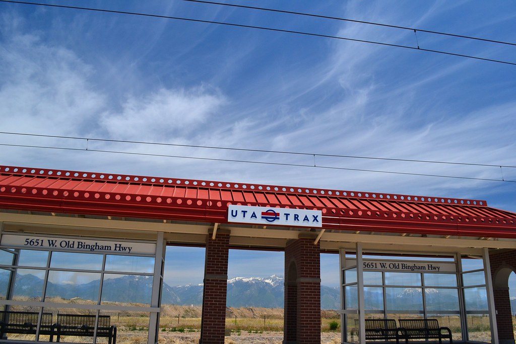 5600 West TRAX station The 5600 West TRAX station lies in … Flickr