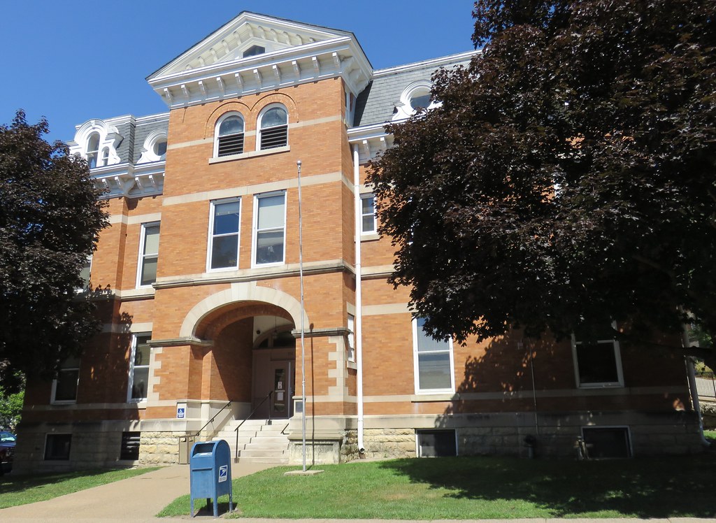 Jo Daviess County Courthouse (Galena, Illinois) Originally… Flickr