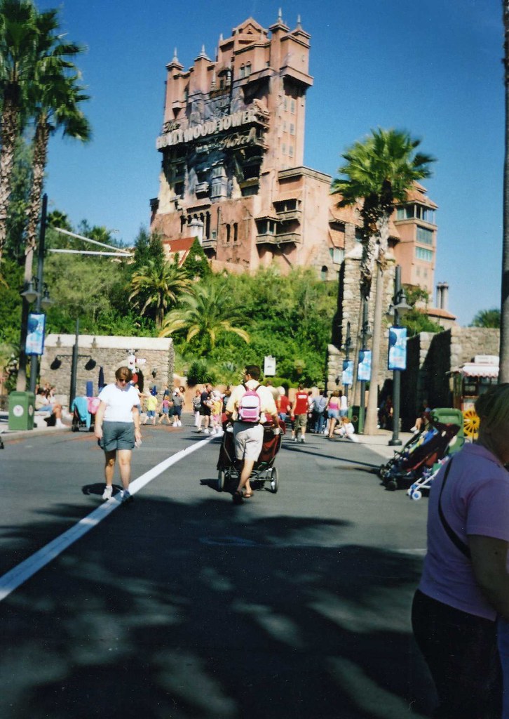 Hollywood Tower Hotel ride, DisneyMGM Studios, Walt Disne… Flickr