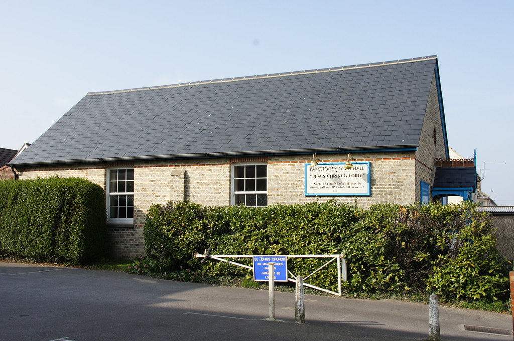 Parkstone Gospel Hall, Churchill Road, Heatherlands, Parks… Flickr