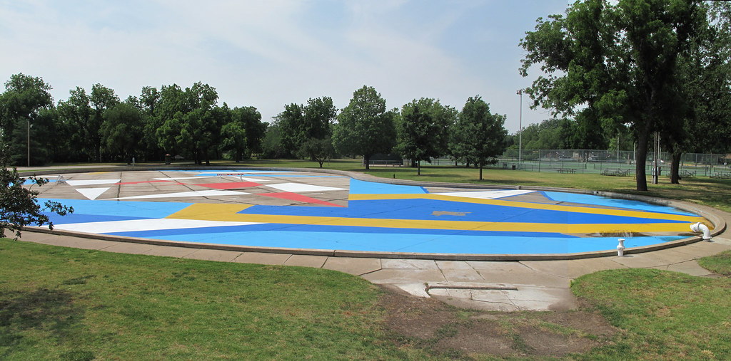 Oakdale Pool Day4 We got a little dark blue in before ta… Flickr