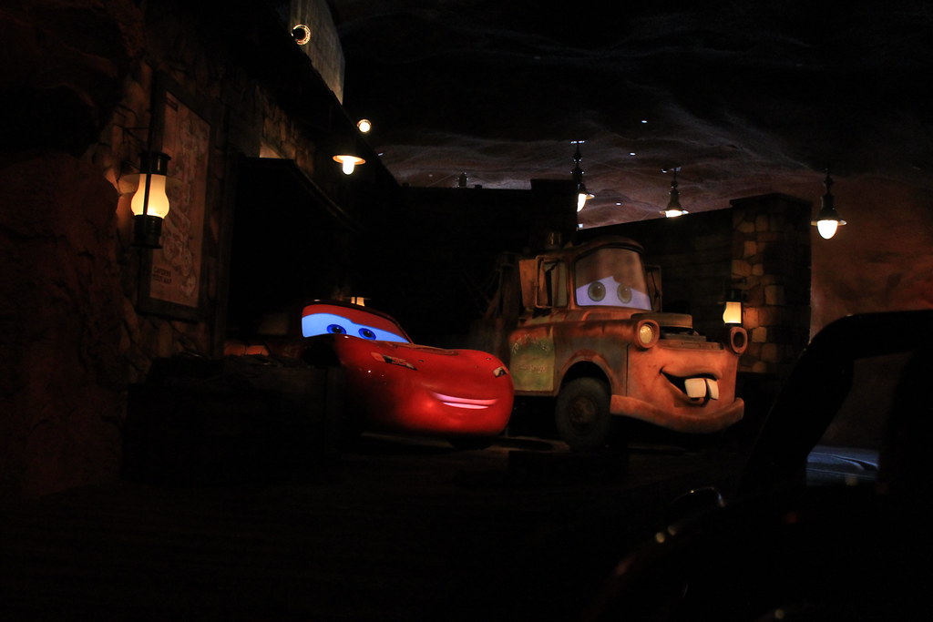 Radiator Springs Racers a photo on Flickriver