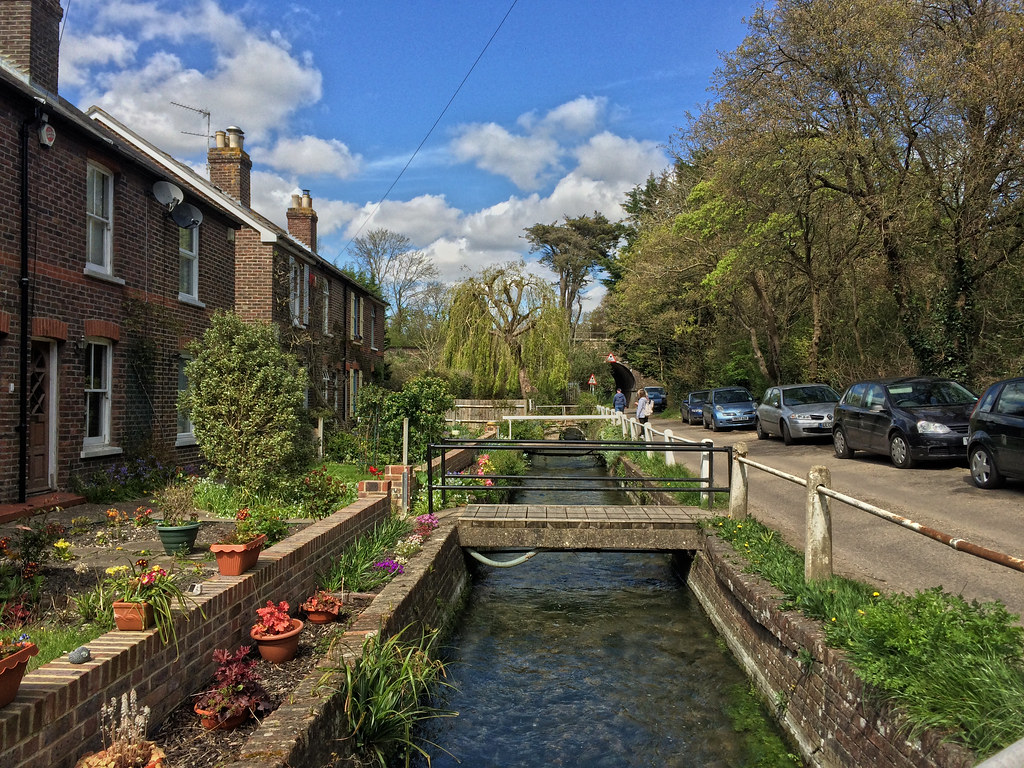 Lumley Road, Emsworth This beautiful road leads up from th… Flickr