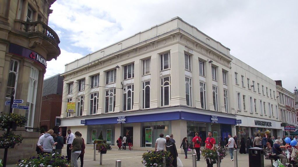 Halifax Bank, 3941 King William Street, Blackburn BB1 7DJ… Flickr