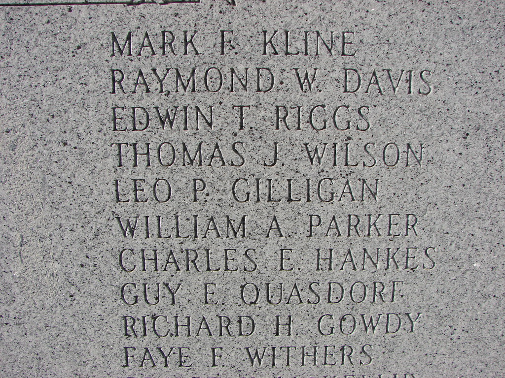 Belmond Cemetery veterans memorial Belmond Cemetery vetera… Flickr