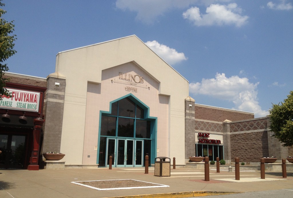 Illinois Centre Mall Mike Kalasnik Flickr