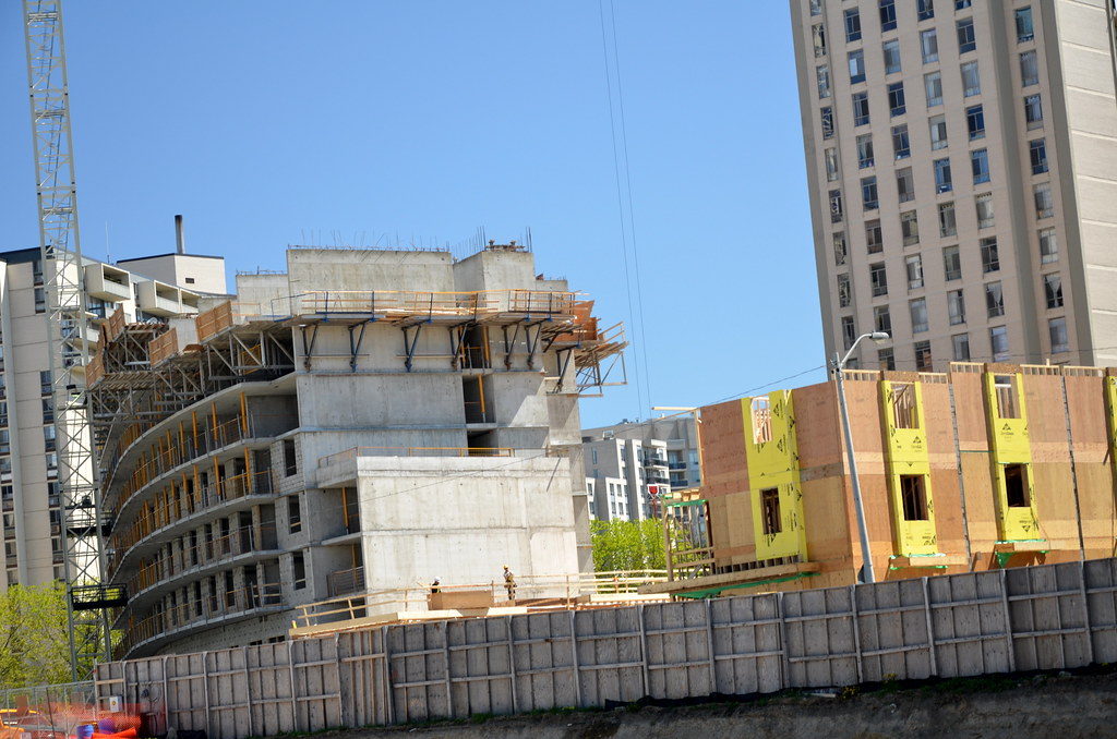 Emerald City Rentals Phase 3 E1E, E2 (Don Mills/Sheppard