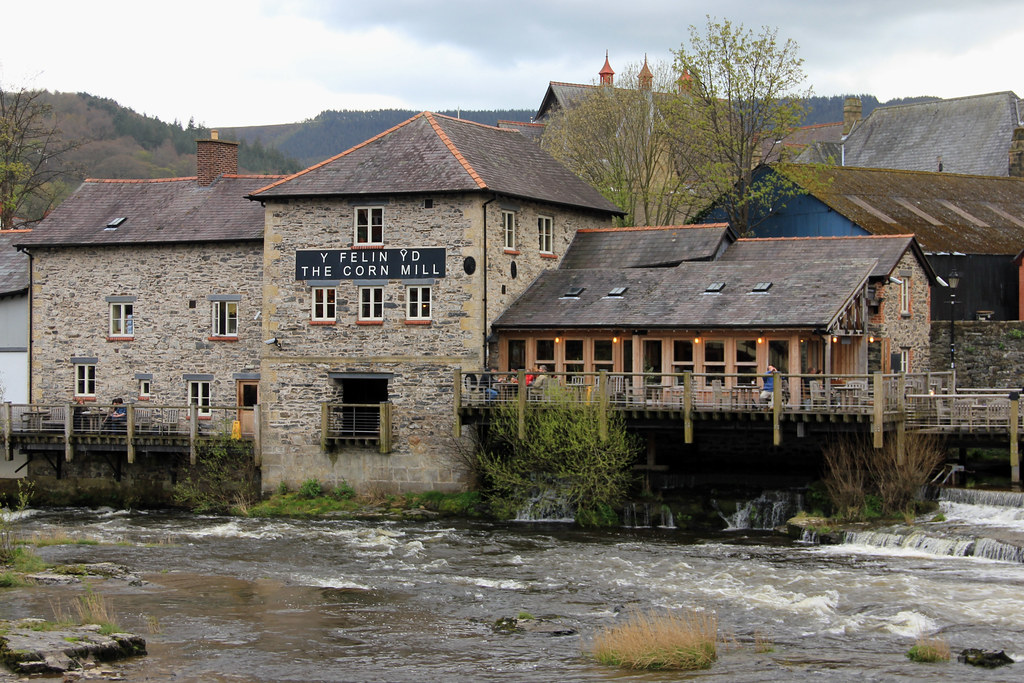 Felin Yd / The Corn Mill, Dee Lane, Llangollen. NorthEast… Flickr