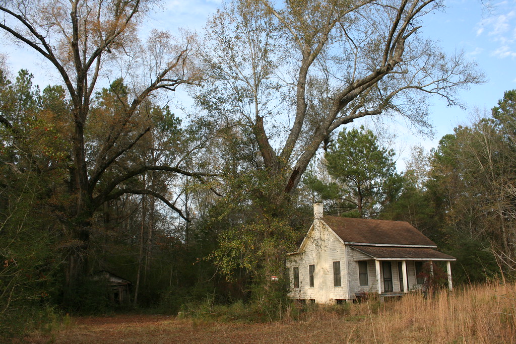 On Highway 43 in Oakvale, MS. Benjamin Summers Flickr