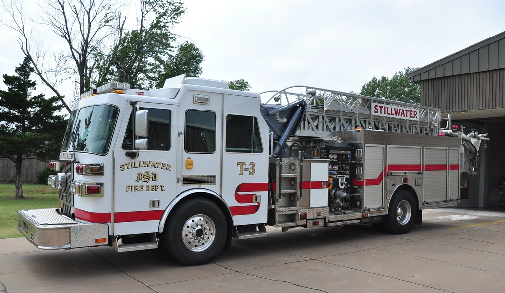 Stillwater, OK Truck 3 2006 Sutphen 1500/300/70' minitower… Flickr