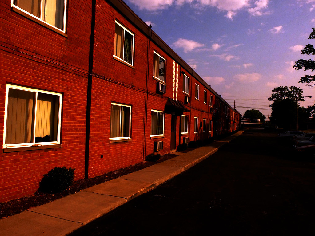 Westgate Apartments, Rocky River Ohio Rob Treynor Flickr