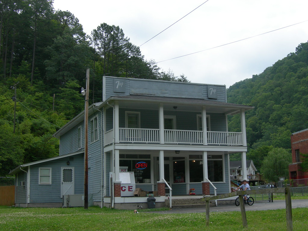 Melvin General Store This is a general store located in Me… Flickr