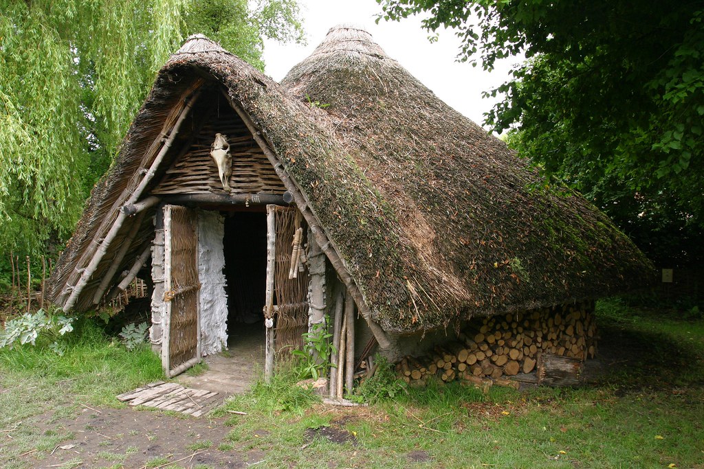 Iron Age house at Westhay Reconstruction of an Iron Age ho… Flickr