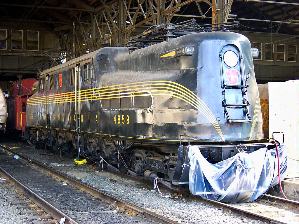 Pennsylvania Railroad GG1 Class. One of the most famous Am… Flickr