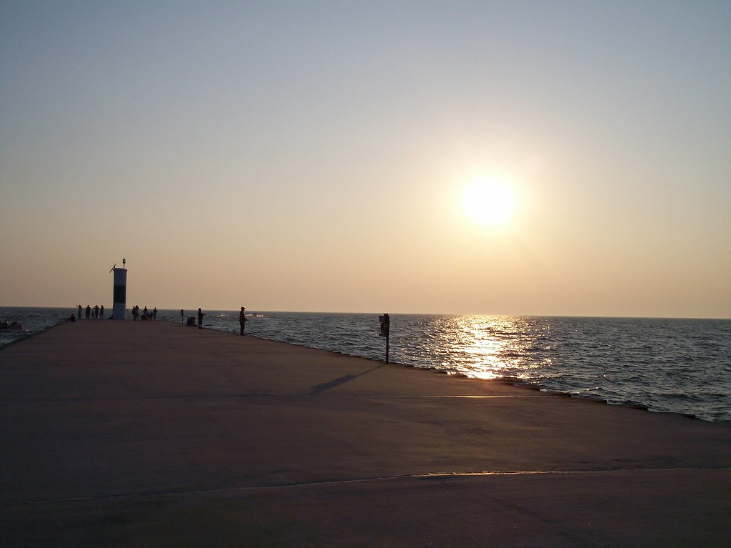 NW Pier Montague Michigan, Lake Michigan NW Pier Montague … Flickr