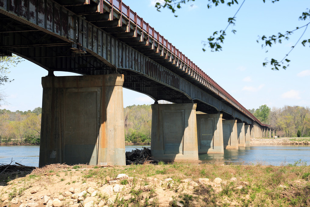 Huguenot Memorial Bridge The Huguenot Memorial Bridge carr… Flickr