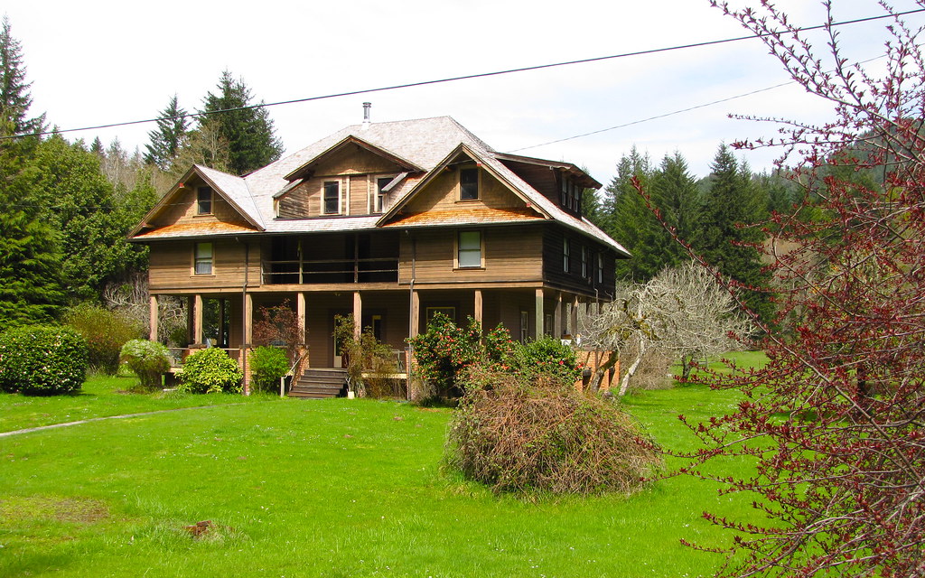 coos bay wagon road I believe this way an old way station … Johan