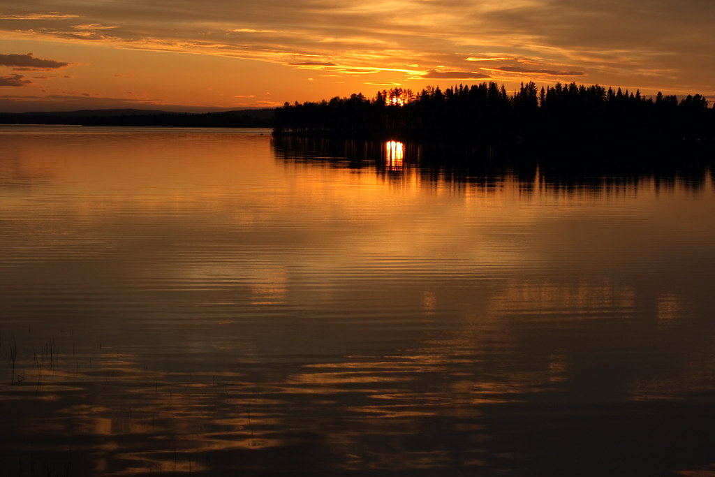 midnight sun 12.00am Antti T. Nissinen Flickr